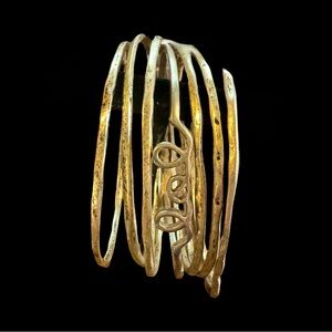 Chic Gold-Tone Bangle Bracelet Set